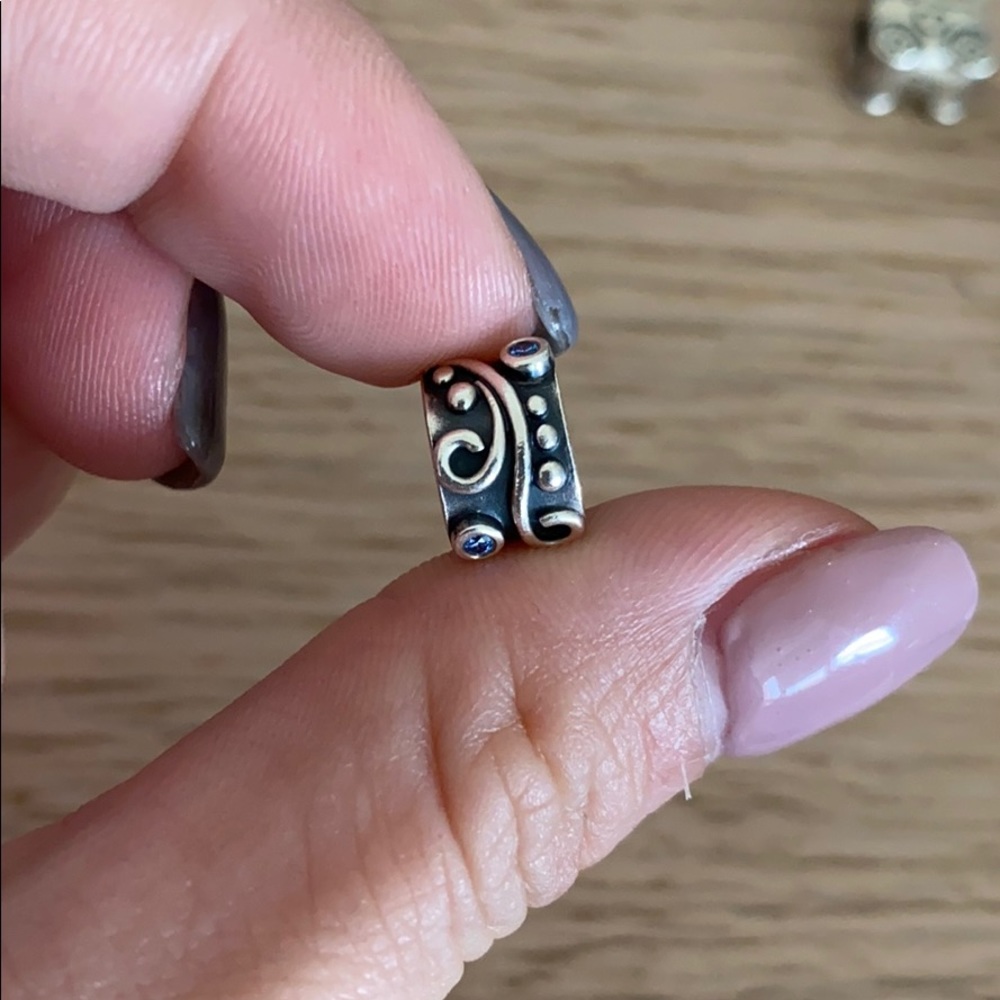Pandora silver clip with crystal
